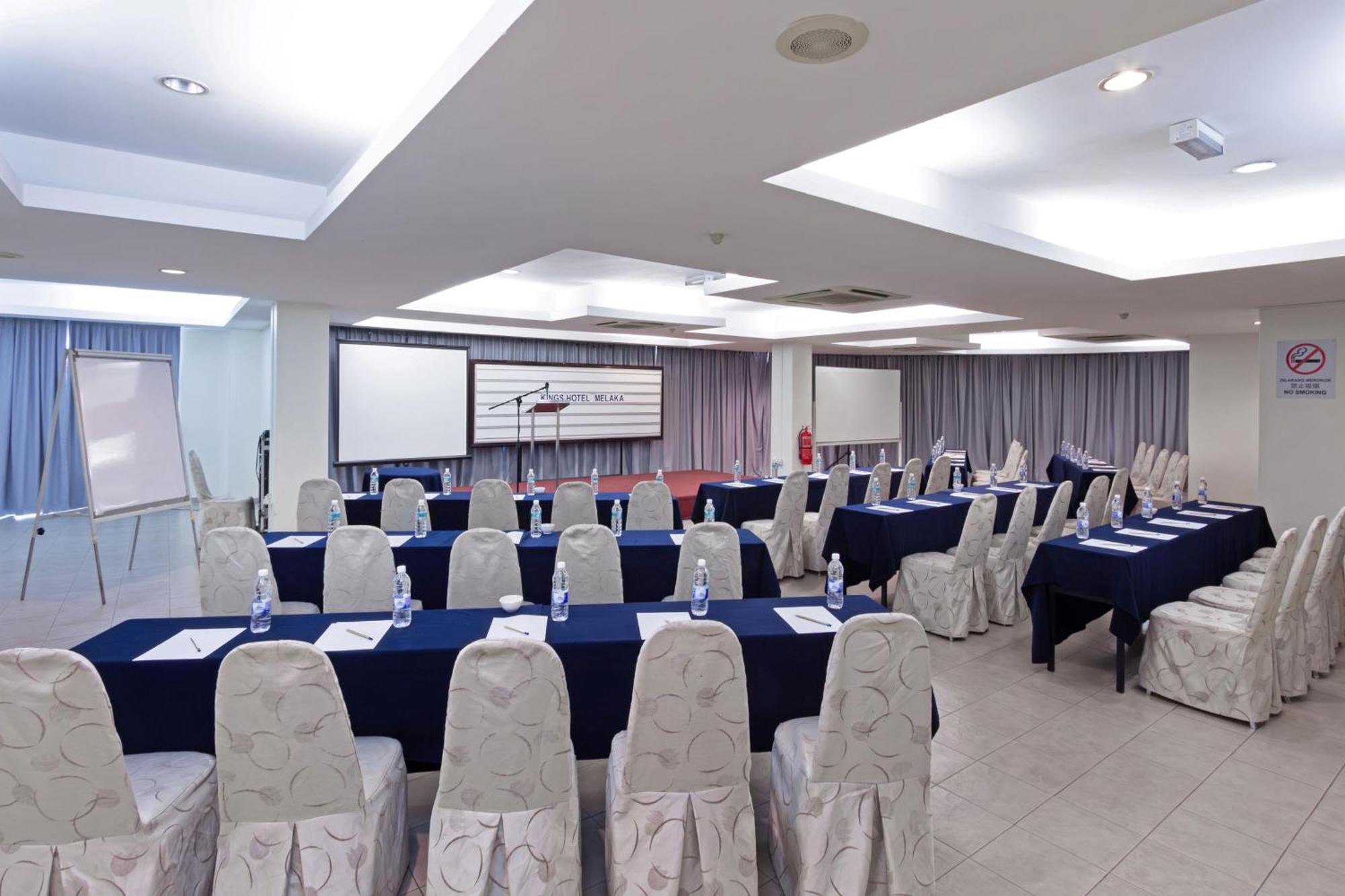 Kings Hotel Melaka Zewnętrze zdjęcie