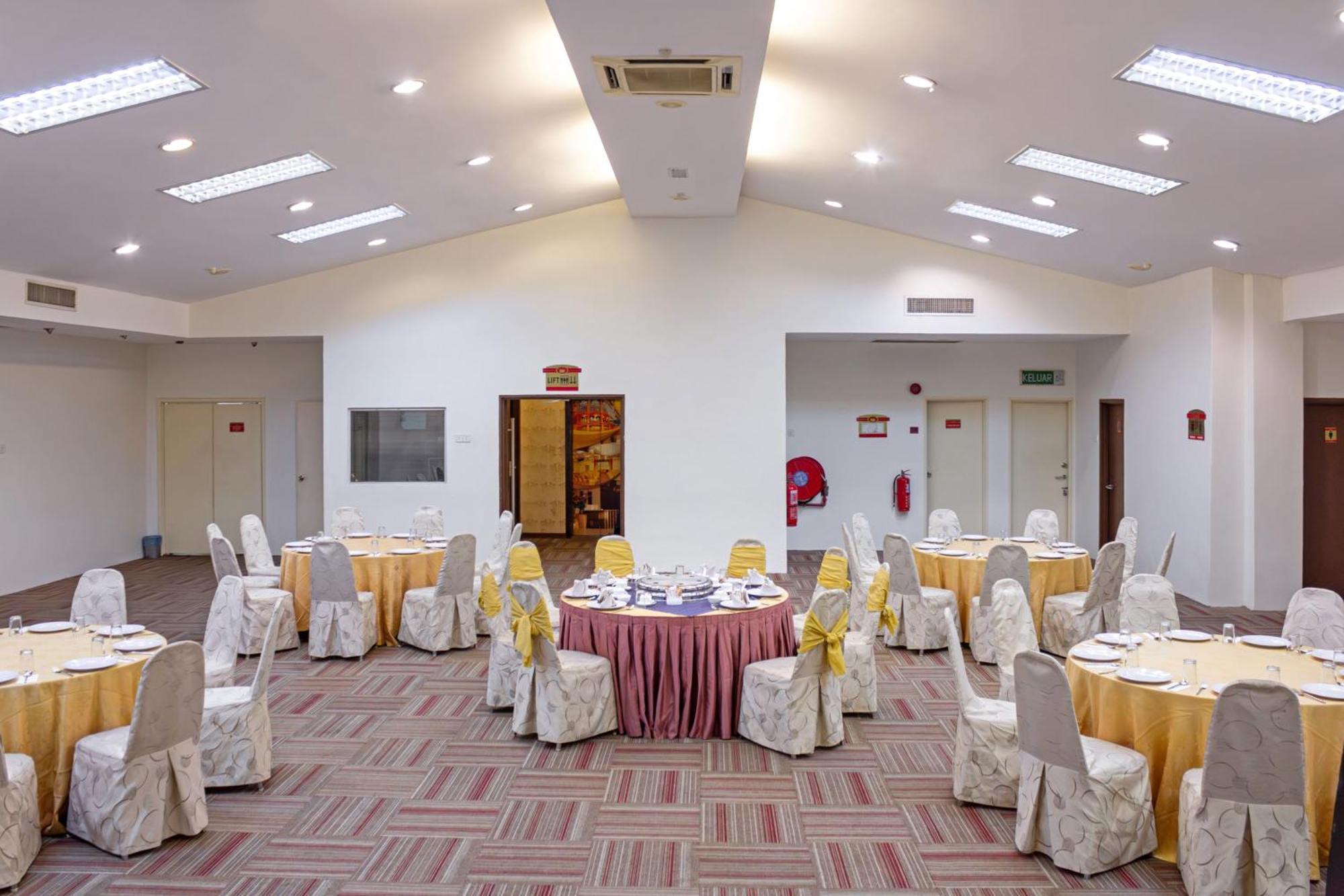 Kings Hotel Melaka Zewnętrze zdjęcie