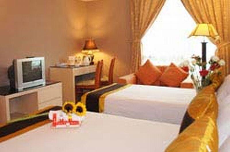 Kings Hotel Melaka Zewnętrze zdjęcie