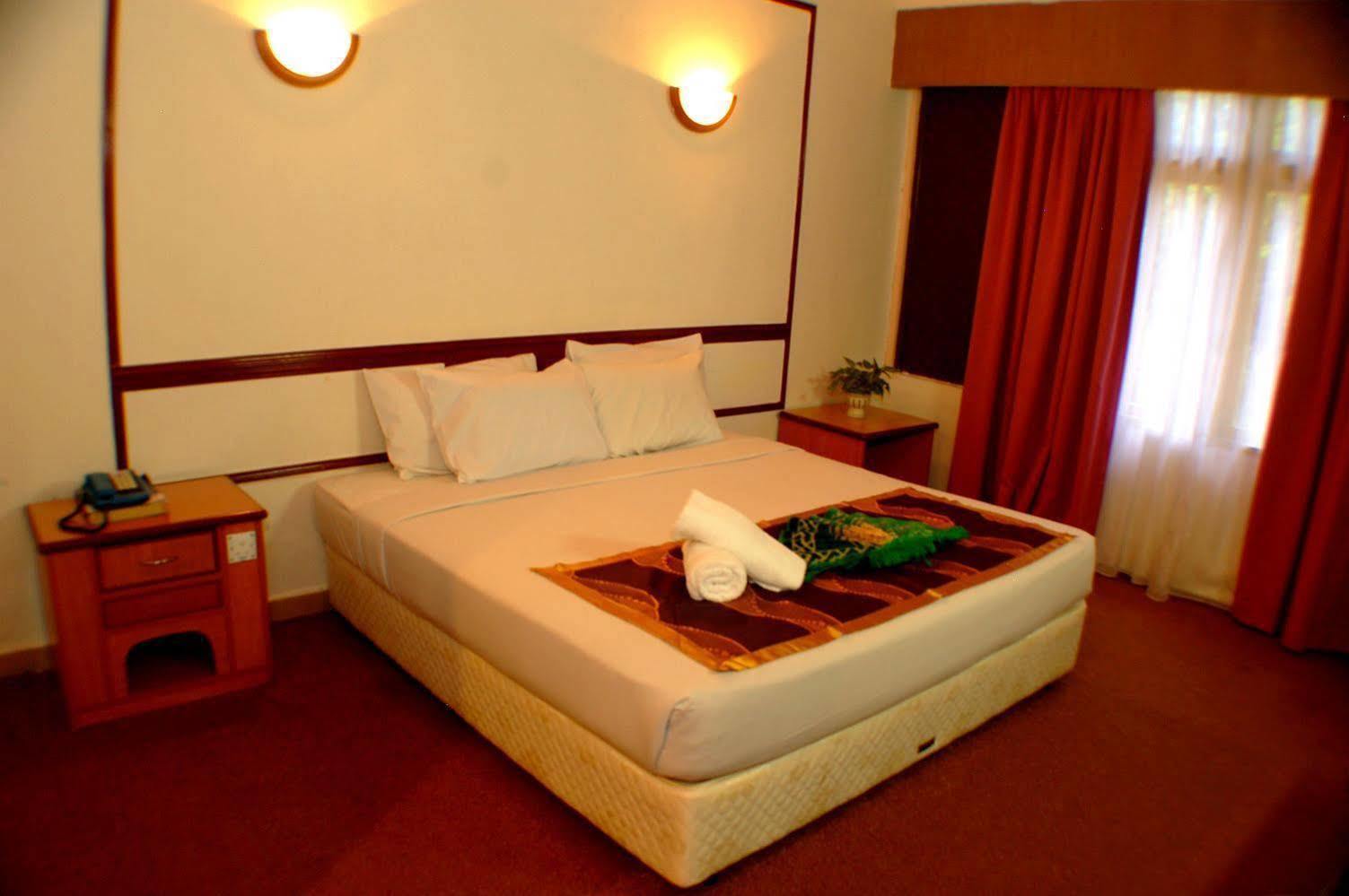 Kings Hotel Melaka Zewnętrze zdjęcie